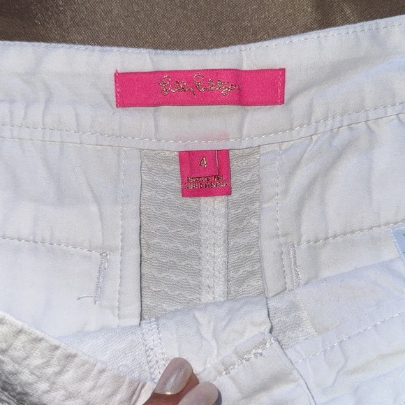Lilly Pulitzer Buttercup Scallop Shorts Resort White Wave Jacquard Waffle Fabric - Picture 3 of 16